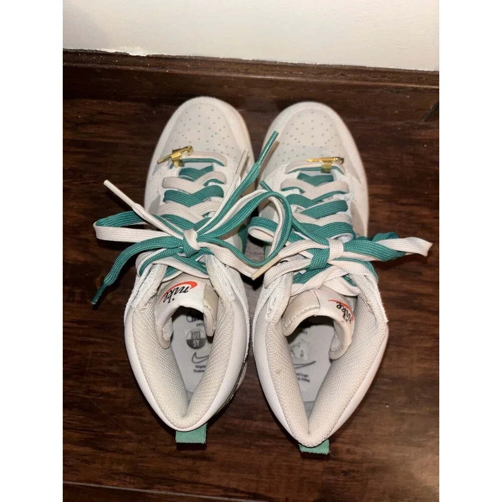 Nike Dunk High SE First Use Women's Shoes